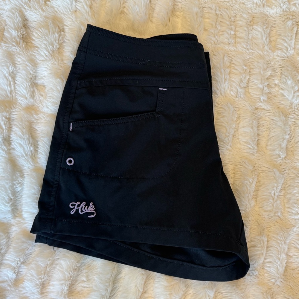 Huk Women’s Size XS black shorts w/Embroidered Logo - Picture 5 of 7